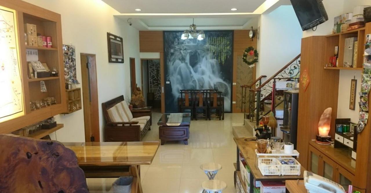 Sun Moon Talk Apartment หยูฉี ภายนอก รูปภาพ